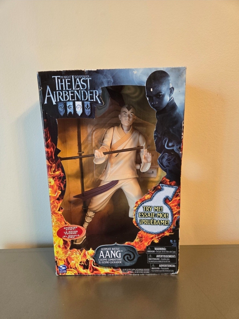 Spin Master The Last Airbender Ultimate Battle Aang 10 inch Figure w/ Staff